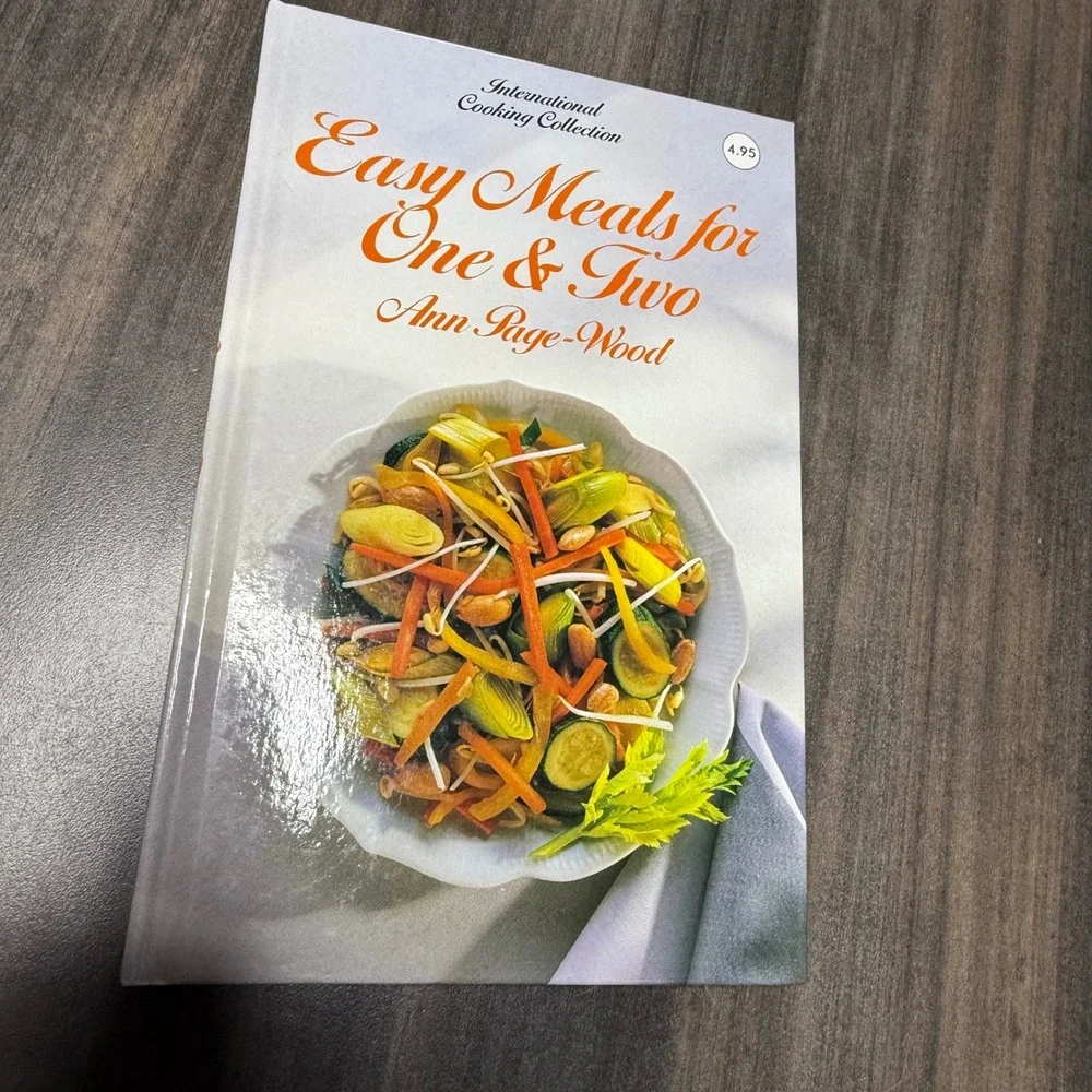 Easy‎ Meals for One & Two Cookbook International Cooking Collection